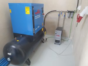 Compresor de tornillo con secador y filtros en Mariel (CUBA)