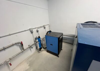 Secador y filtros coalescentes en Sala de compresores